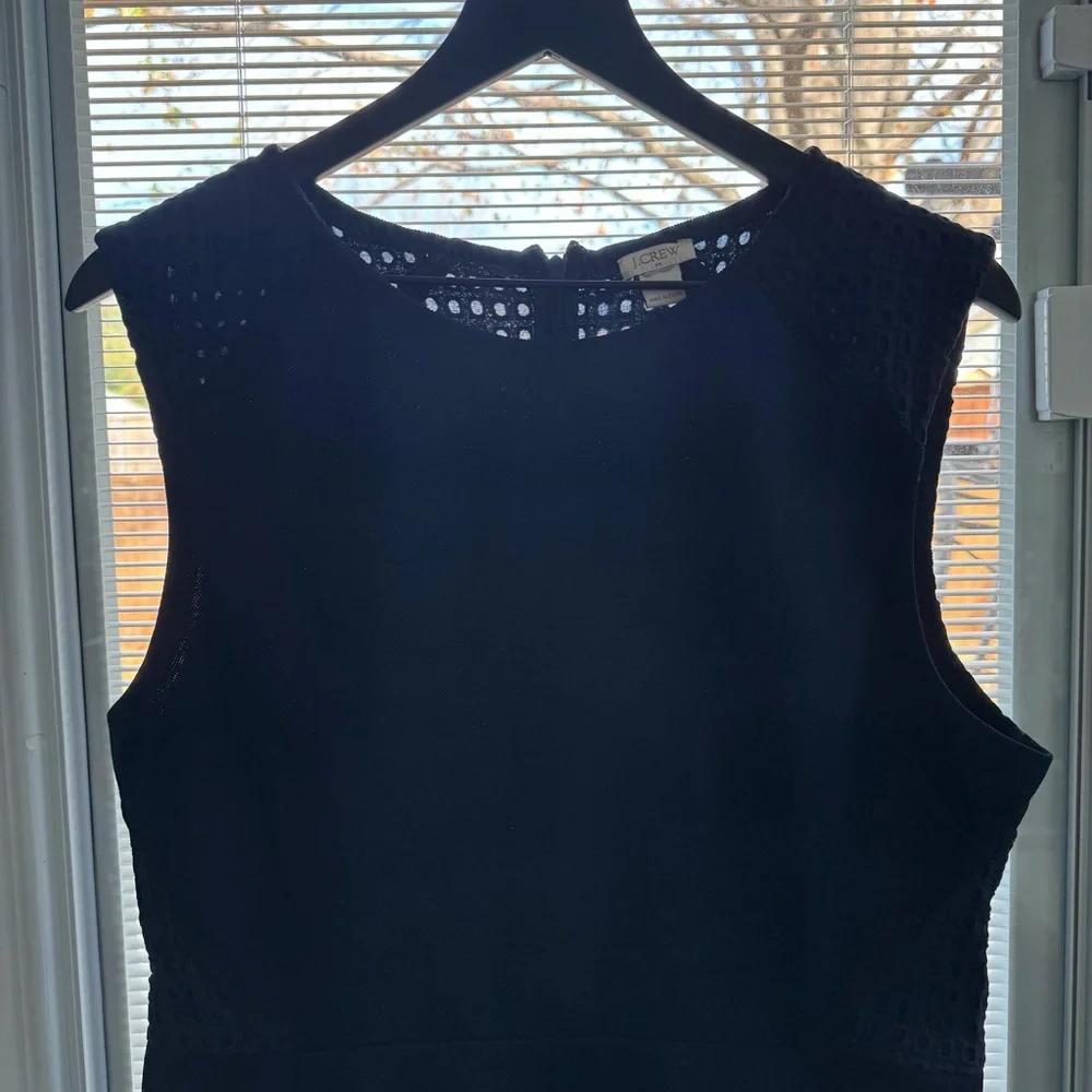 EUC‎ J. Crew Navy Double Faced Pique Eyelet Sleeveless Dress